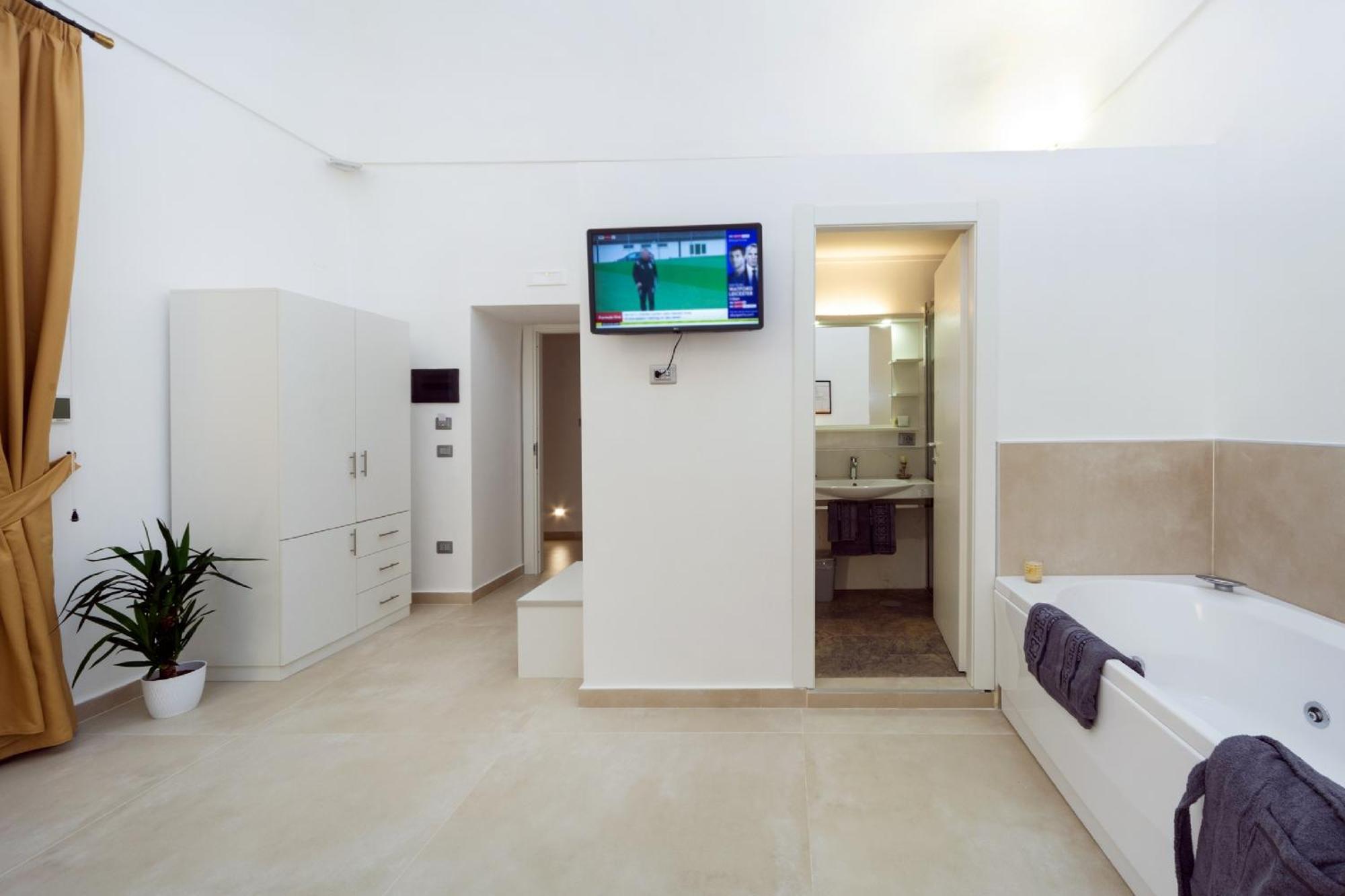 Il Tesoro Smart Suite & Spa Naples Exterior photo